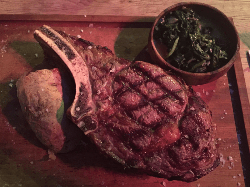 Porterhouse Steak im Nusr-Et Steakhouse in Istanbul