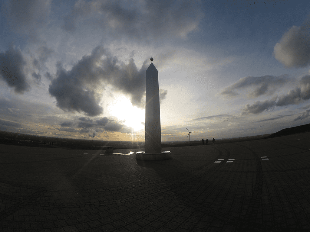 Obelisk Halde Hoheward